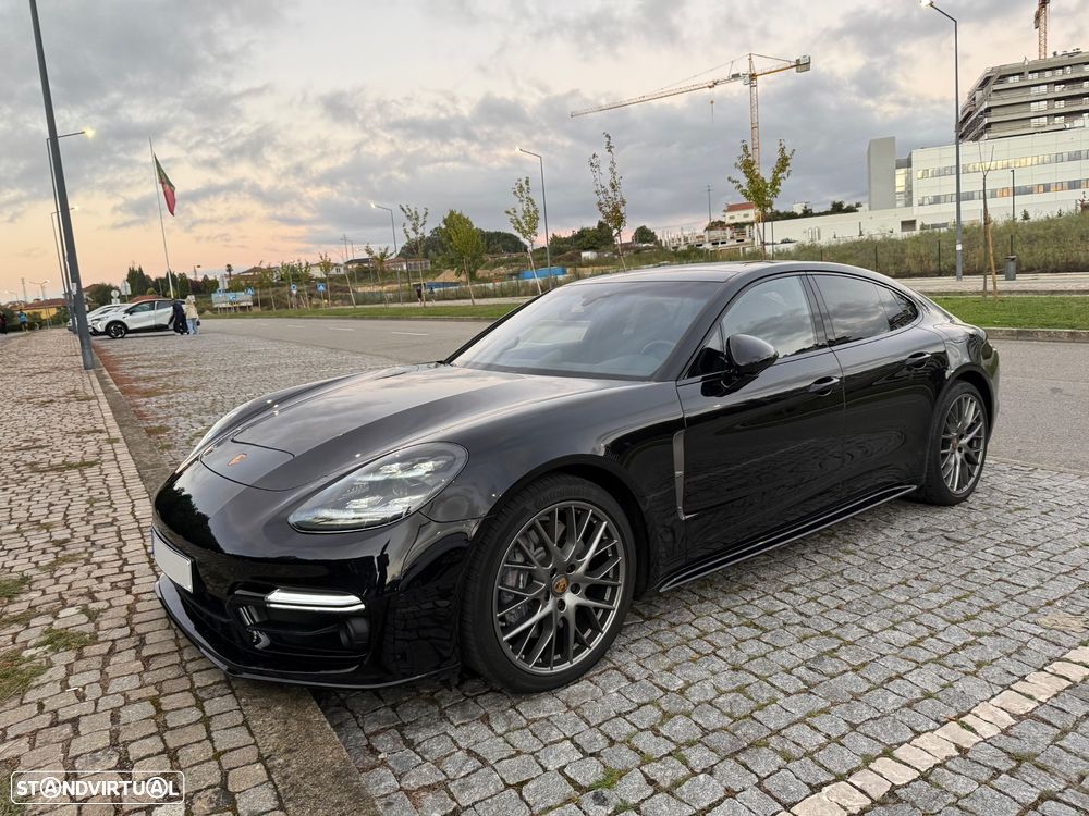 Porsche Panamera 4 E-Hybrid Platinum Edition - 1