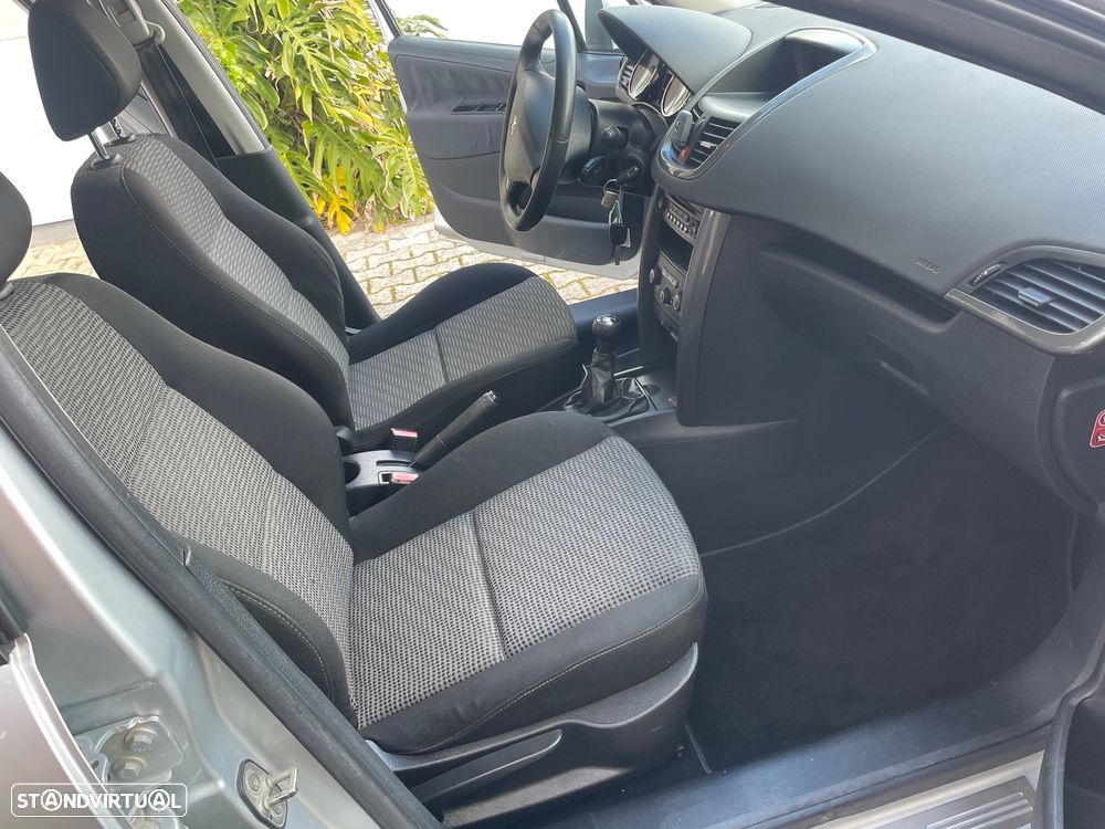 Peugeot 207 1.4 HDi Sport - 27