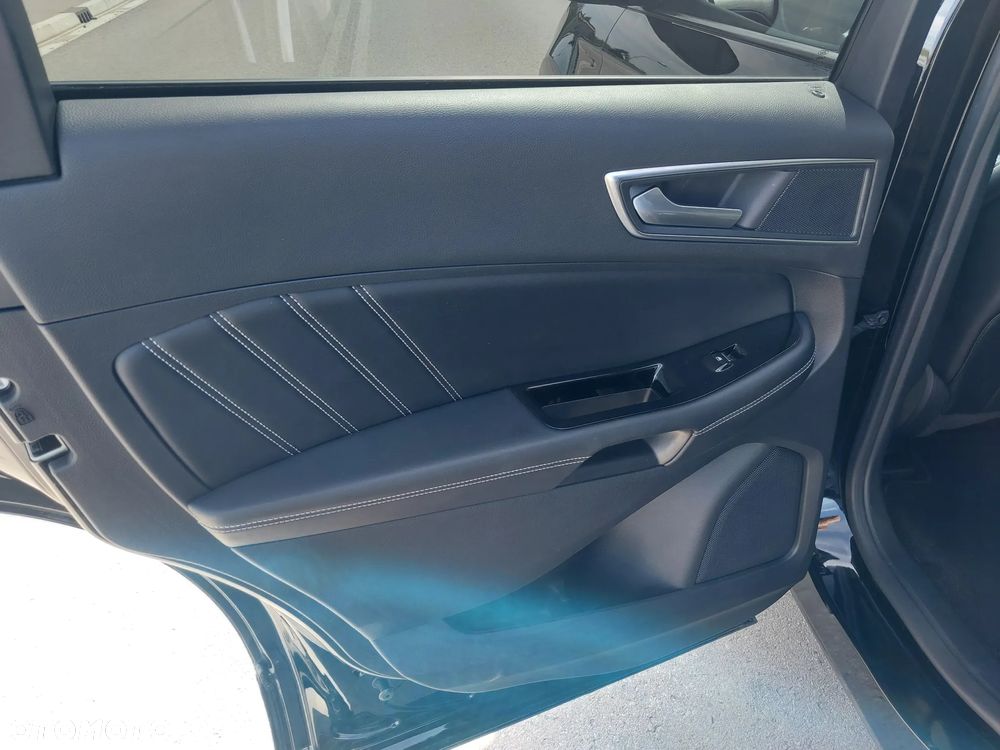 Ford Edge - 14