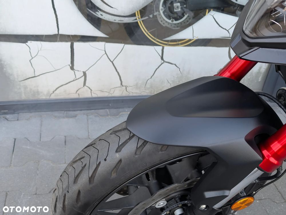 Honda CB - 9