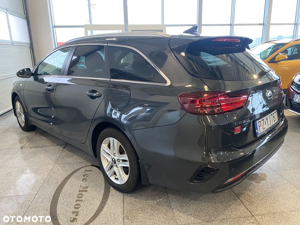 Kia Ceed 1.5 T-GDI M - 3