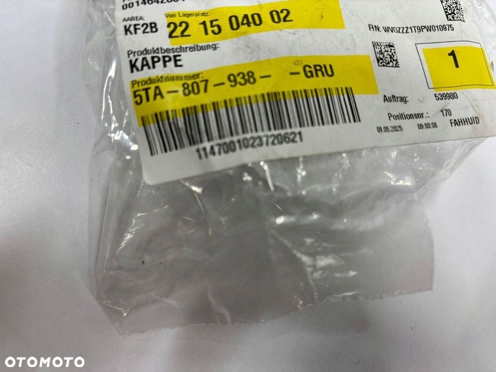 Volkswagen VW Touran 5TA Zaślepka spryskiwacza lampy prawej przód 5TA807938 - 3