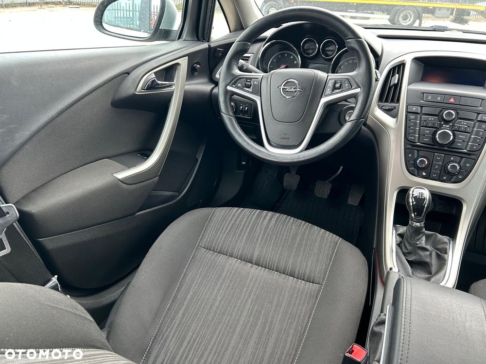 Opel Astra 1.4 T Enjoy - 16