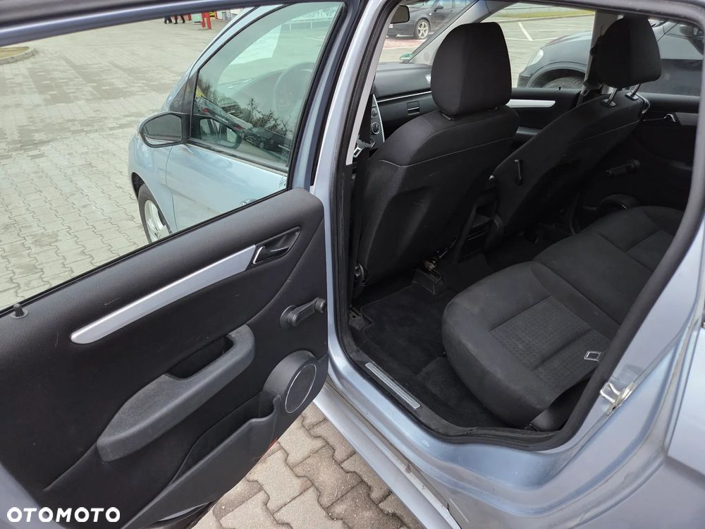 Mercedes-Benz Klasa B 170 - 20