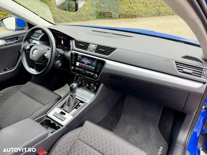 Skoda Superb 2.0 TDI DSG Style - 13