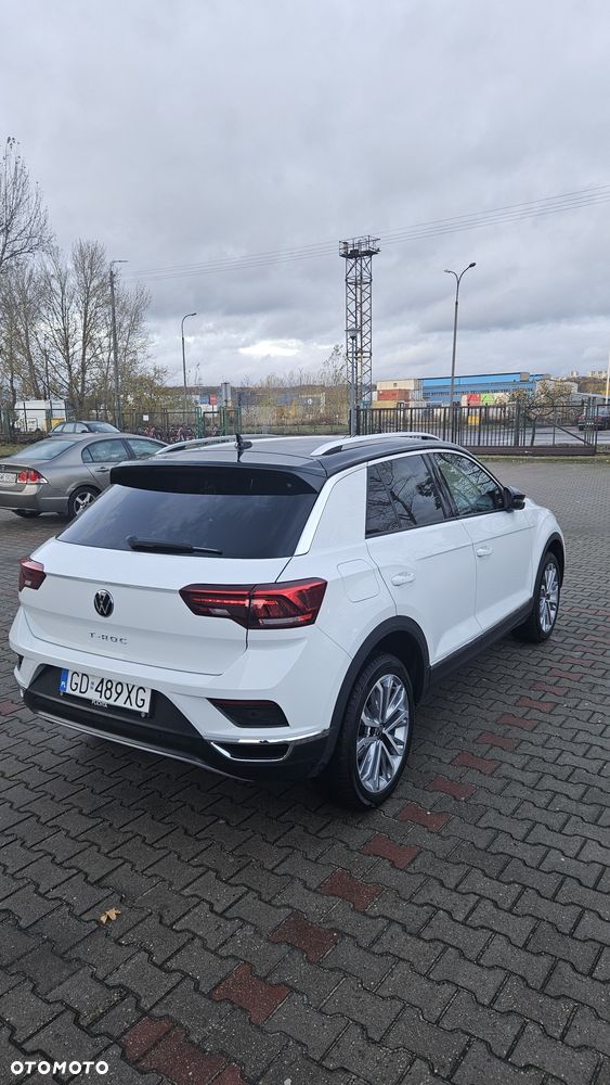 Volkswagen T-Roc - 4