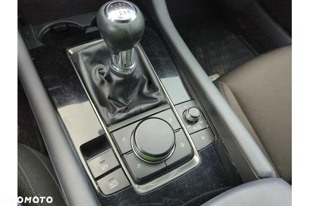Mazda 3 - 15
