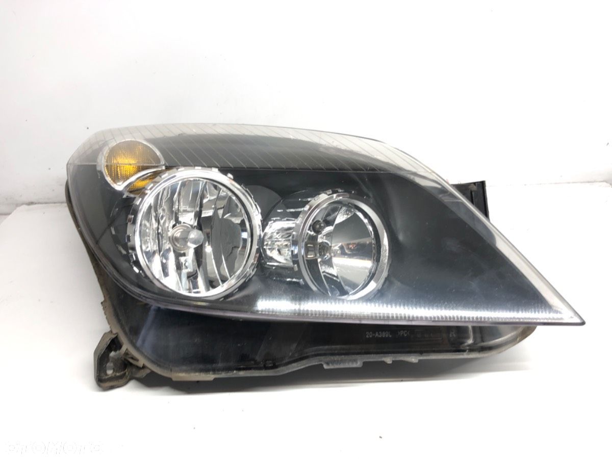 REFLEKTOR PRAWY PRZÓD - 249.00 PLN - OPEL ASTRA H TwinTop (A04) 2005 - 2010 1.6 (L67) 85 kW [116 - 1
