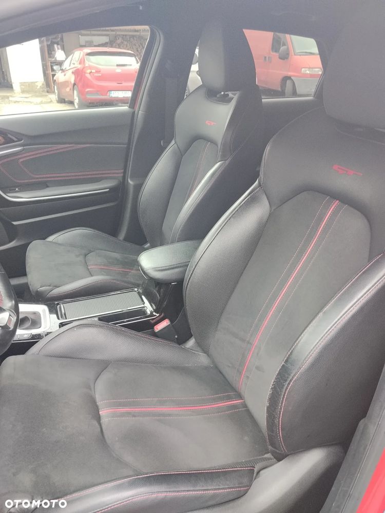 Kia ProCeed 1.6 T-GDI GT DCT - 17