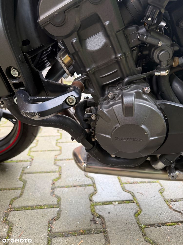 Honda Hornet - 6