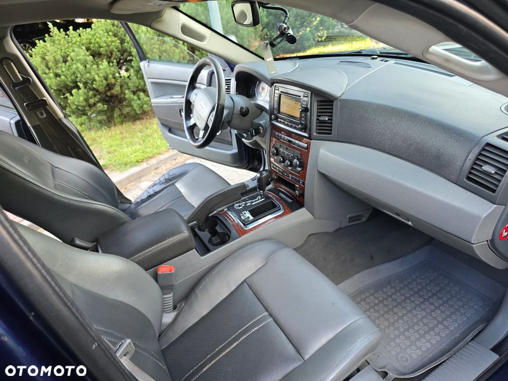 Jeep Grand Cherokee 3.0 CRD Laredo - 20