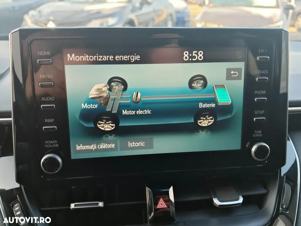 Toyota Corolla 1.8 Hybrid Comfort - 23