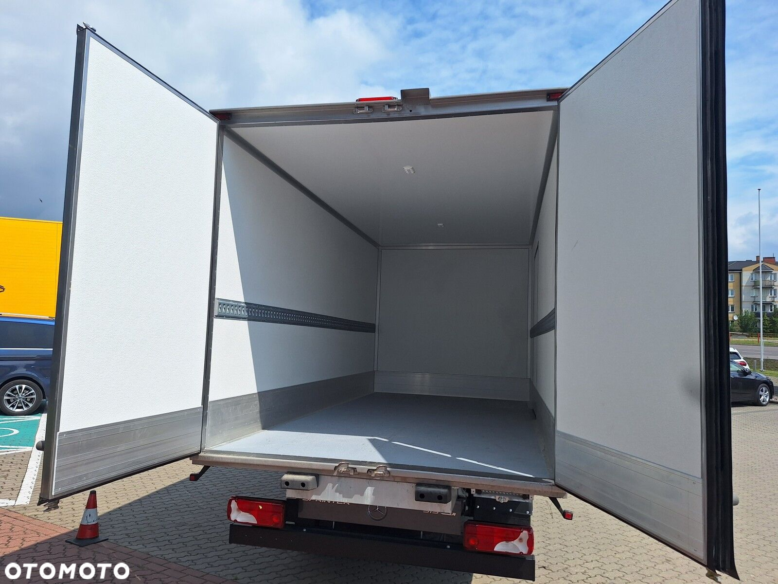 Mercedes-Benz Sprinter 519 CDI OM654 - 6