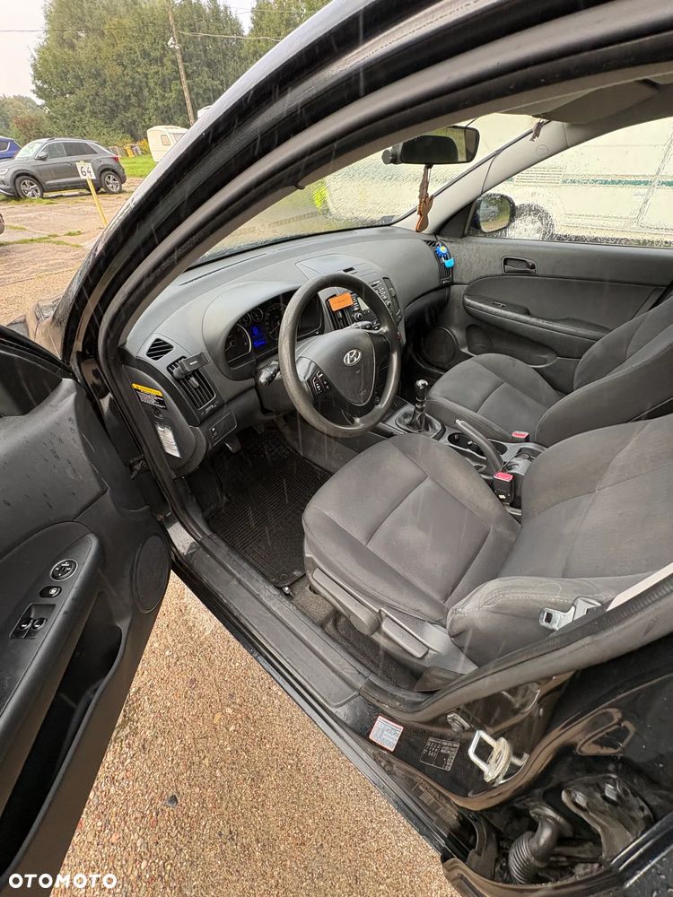 Hyundai i30 1.4 Comfort - 3