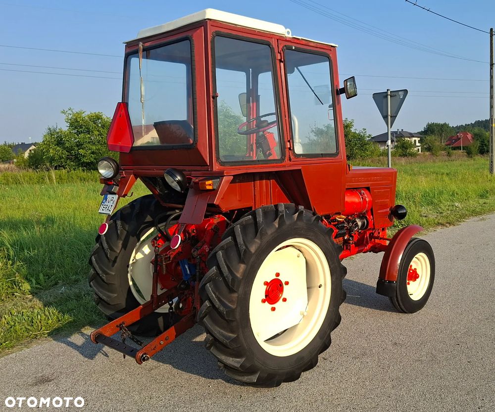 Belarus Ruski T-25 - 3