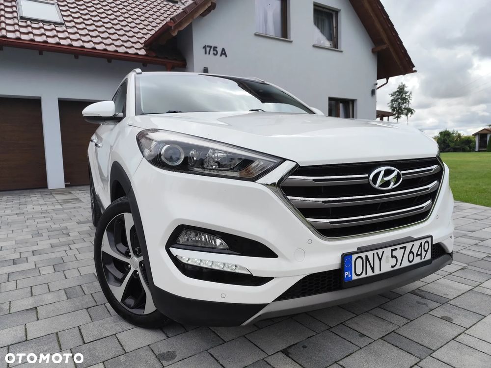 Hyundai Tucson 1.7 CRDI BlueDrive Style 2WD - 16