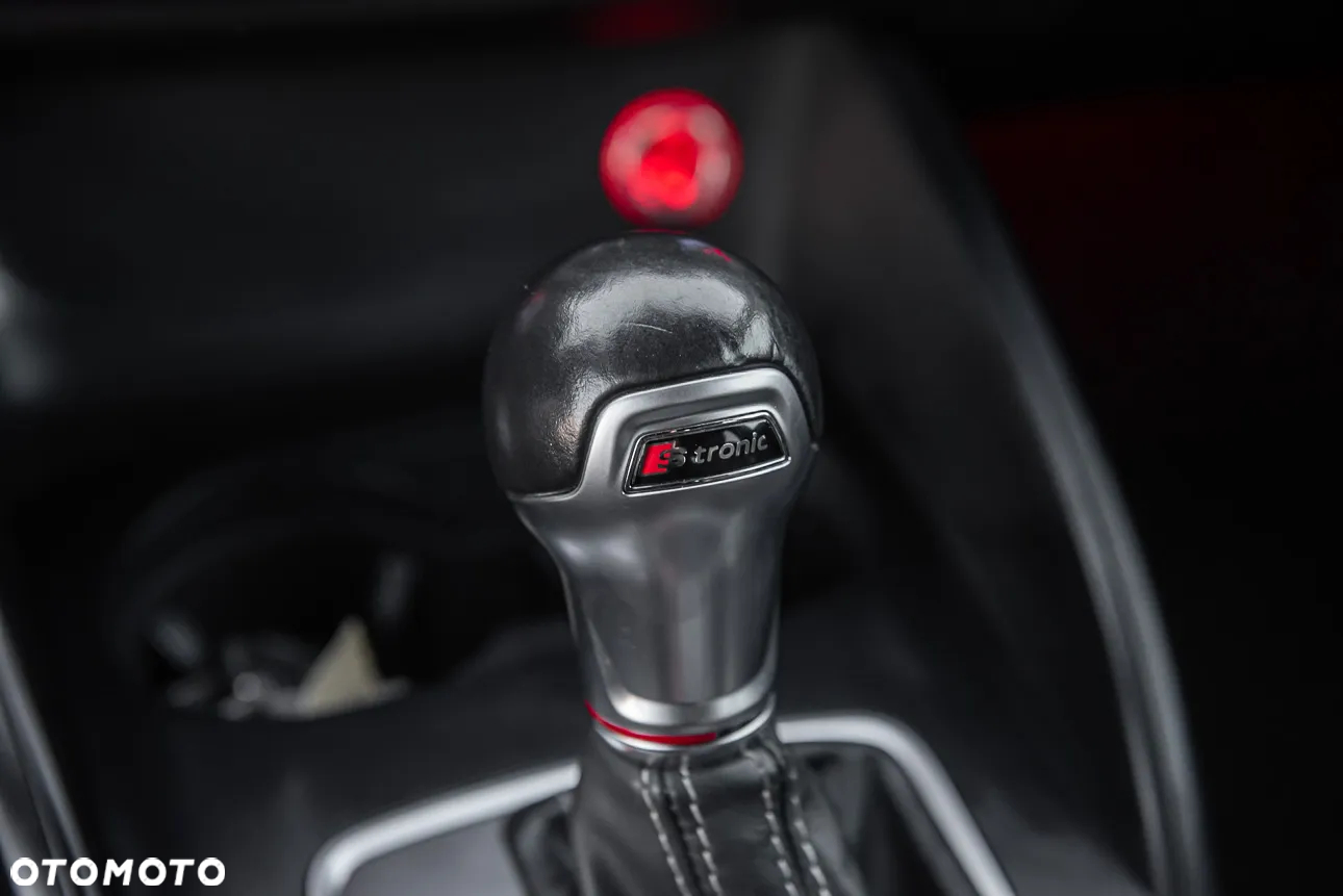 Audi S3 TFSI Sportback S tronic - 27