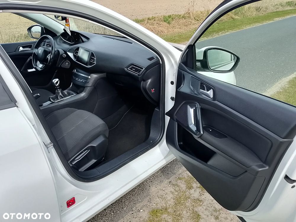 Peugeot 308 BlueHDi FAP 120 Stop&Start Style - 14