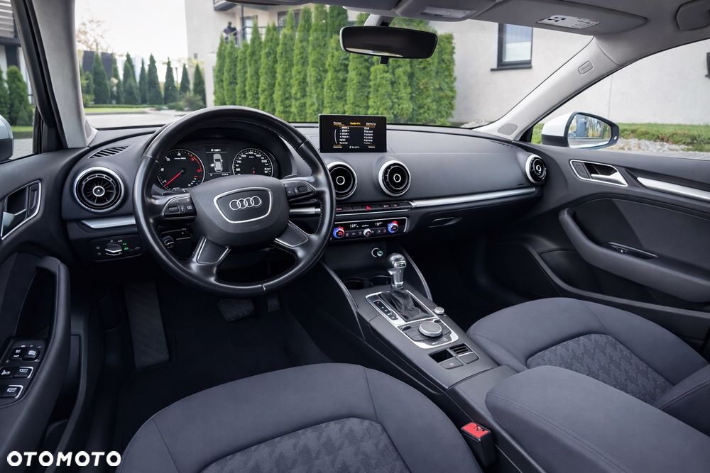 Audi A3 Sportback 1.6 TDI (clean diesel) S tronic Attraction - 30