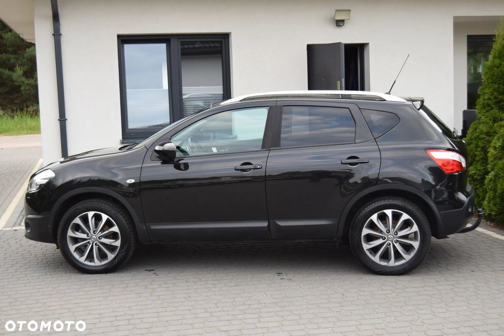 Nissan Qashqai 2.0 dCi 4 x 4 DPF tekna - 14