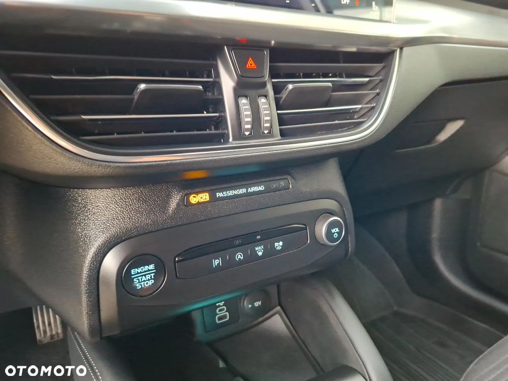 Ford Focus 1.0 EcoBoost mHEV Titanium X - 30