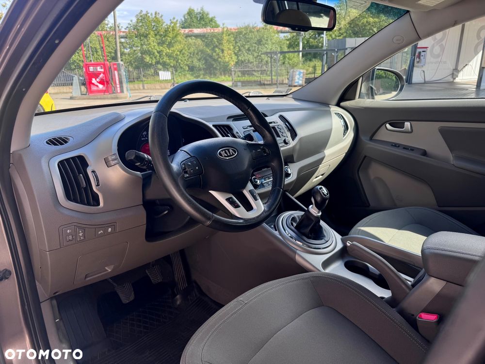 Kia Sportage 2.0 CRDI M 2WD - 17
