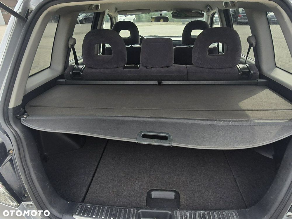 Mitsubishi Outlander - 21