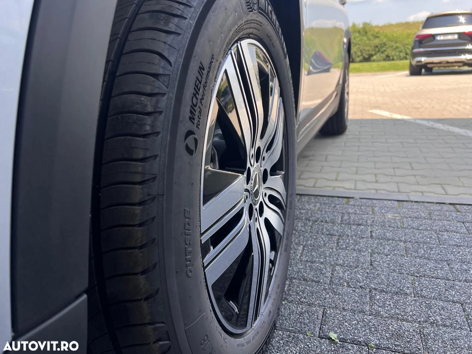 Mercedes-Benz EQA 250+ - 18