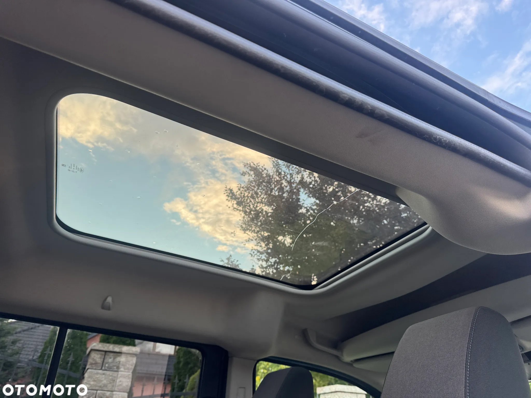 Ford Tourneo Connect 1.5 EcoBlue Start-Stop Titanium - 31