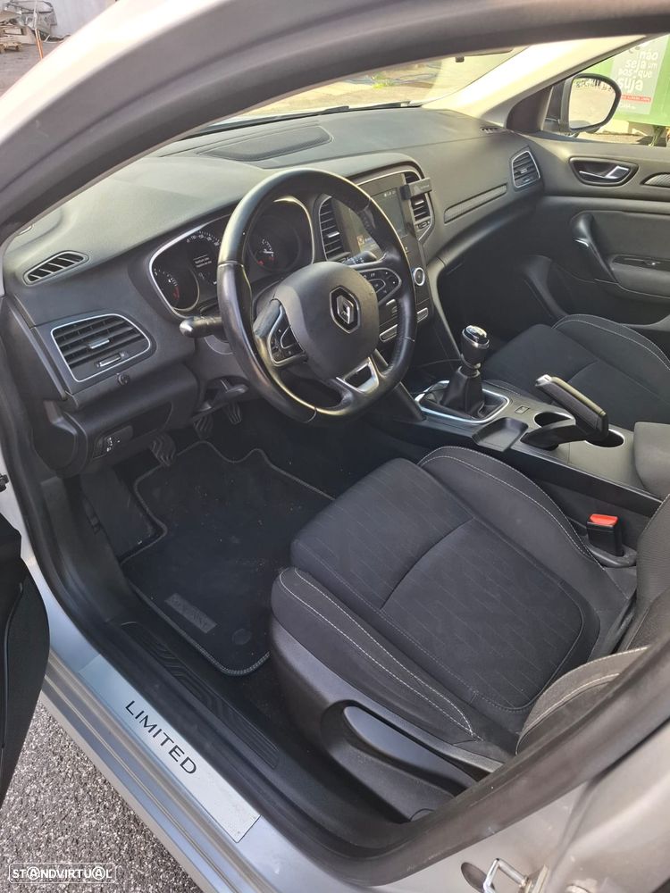 Renault Mégane Sport Tourer 1.5 dCi Limited - 8