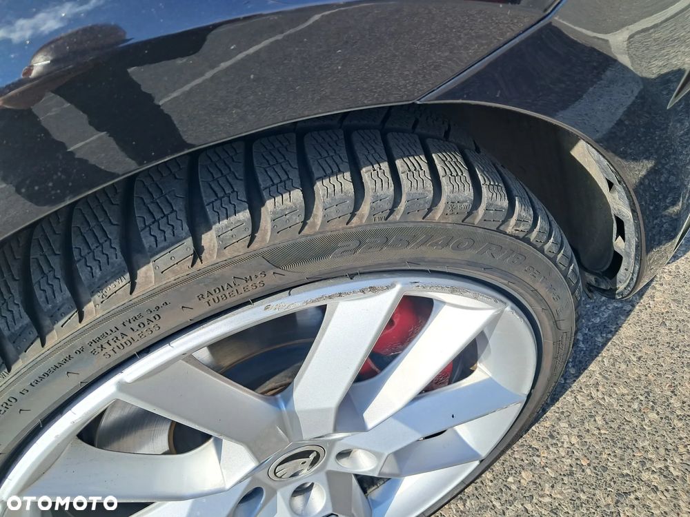 Skoda Octavia 2.0 TSI RS - 14