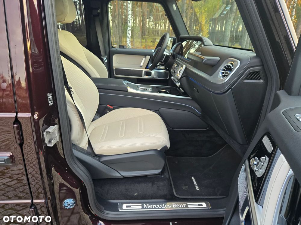 Mercedes-Benz Klasa G 400 d - 19
