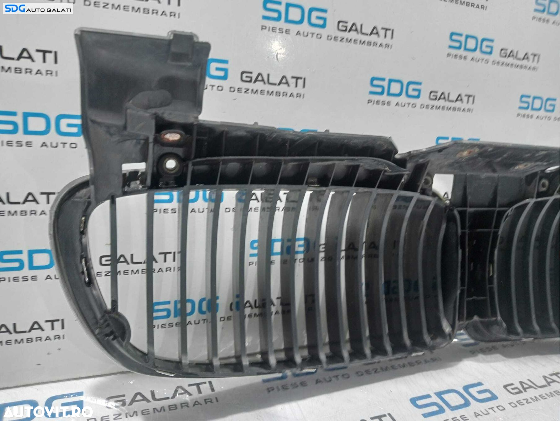 Grila Centrala cu Nara Nari Grile de pe Capota BMW Seria 7 E65 E66 730 Facelift 2005 - 2008 [L4789] - 2
