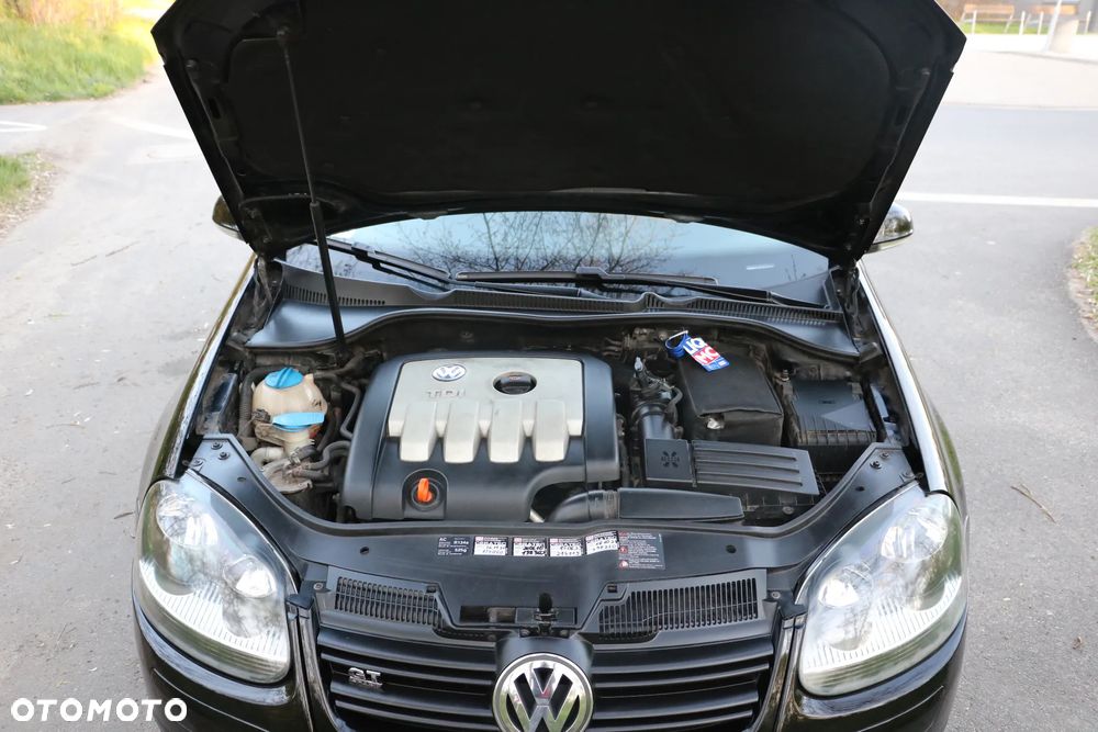 Volkswagen Golf 2.0 TDI GT Sport - 15