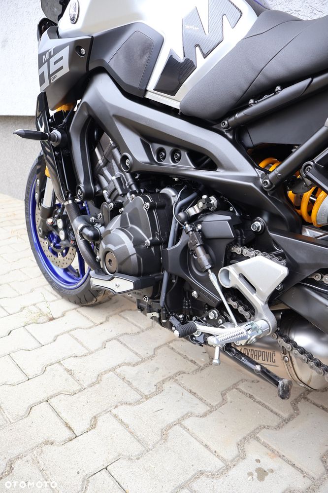 Yamaha MT - 5