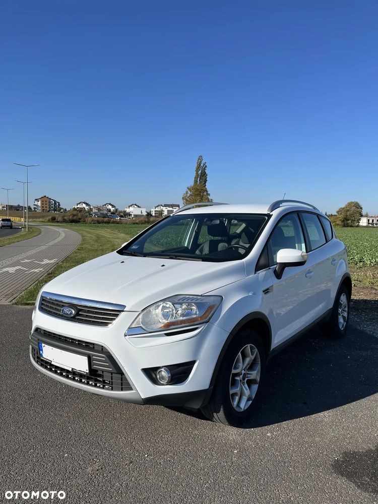 Ford Kuga - 1