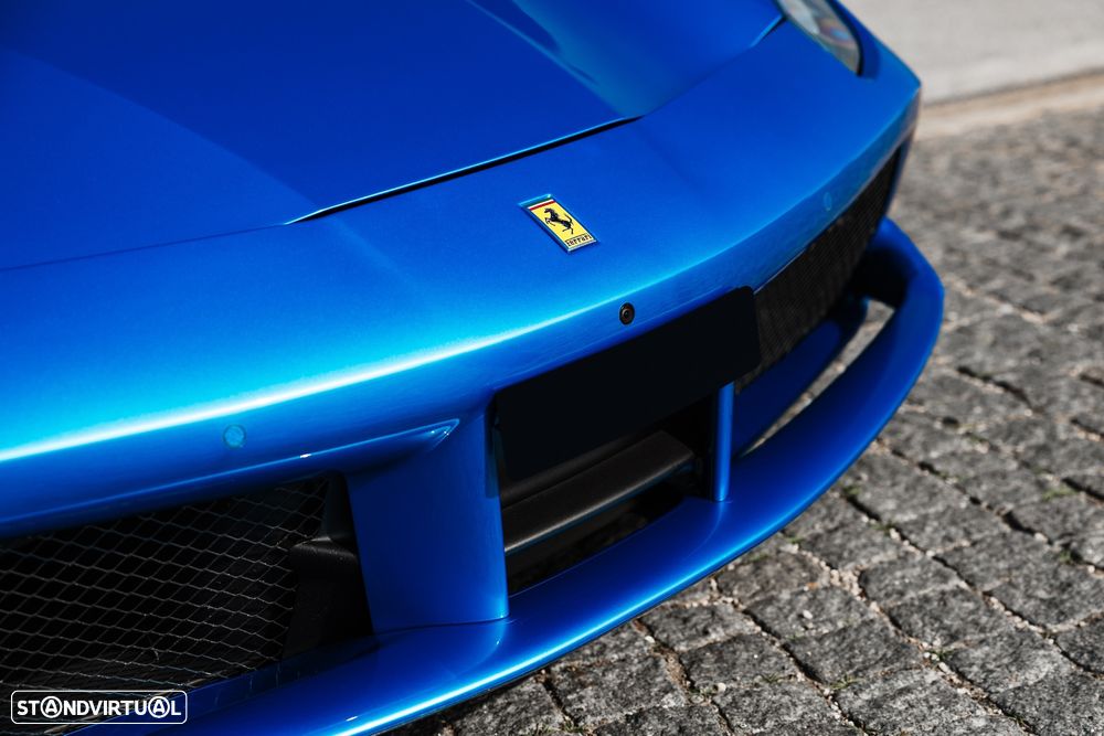 Ferrari 488 - 19