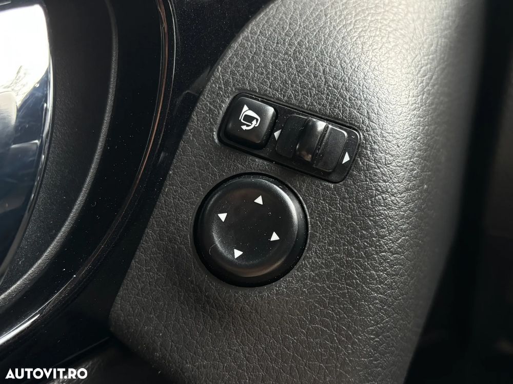 Nissan Qashqai 1.5 DCI N-CONNECTA - 22