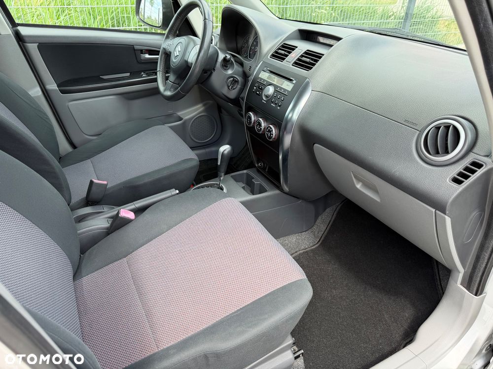 Suzuki SX4 1.6 VVT Automatik 4x2 Comfort - 23
