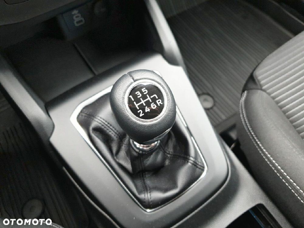 Ford Focus 1.0 EcoBoost mHEV Titanium - 16