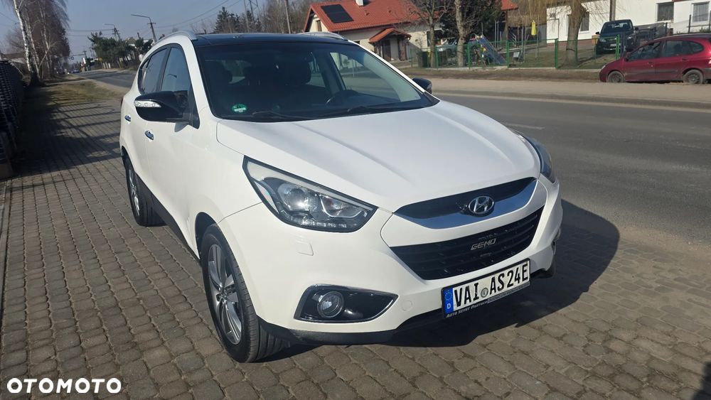 Hyundai ix35 2.0 CRDi 4WD Automatik Premium - 2