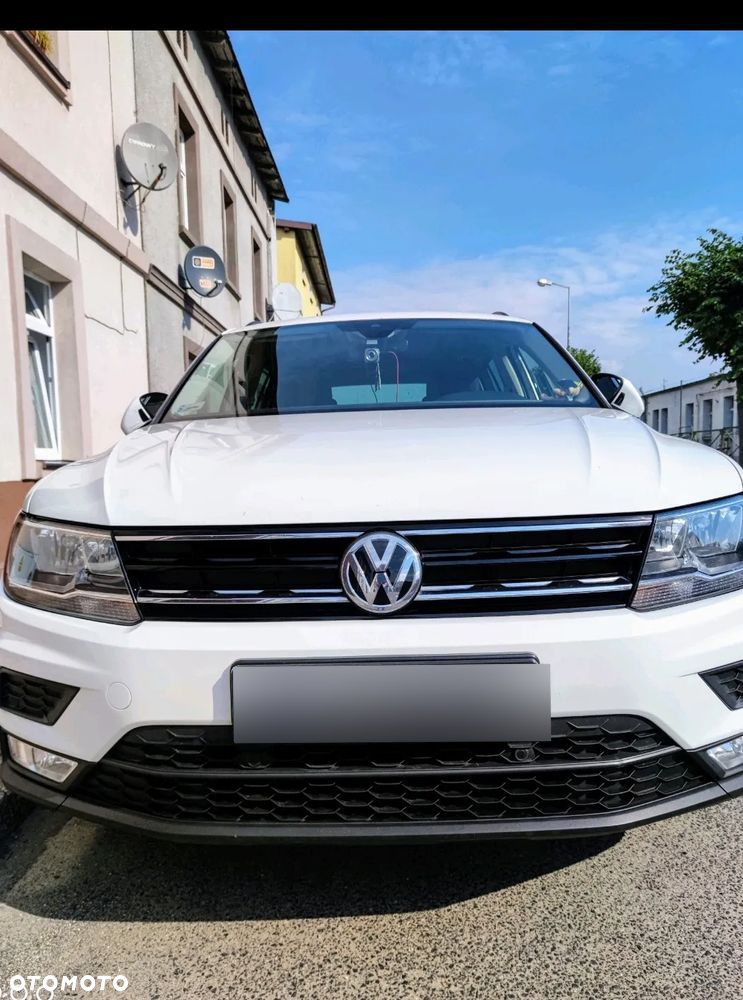 Volkswagen Tiguan - 2