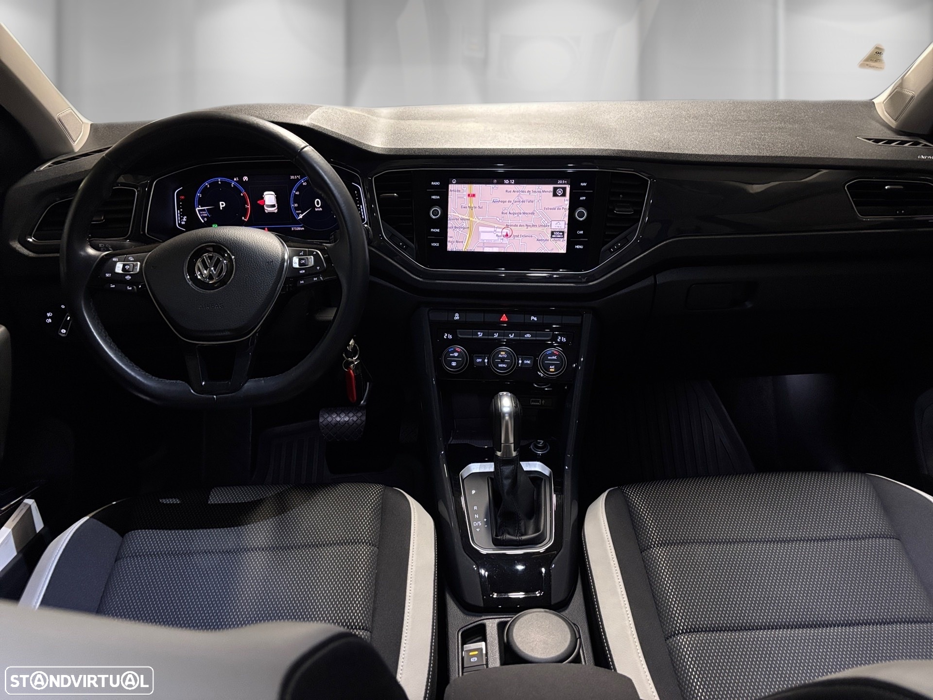 VW T-Roc 1.5 TSI Sport DSG - 4