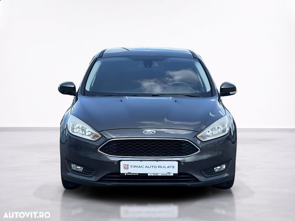 Ford Focus - 10