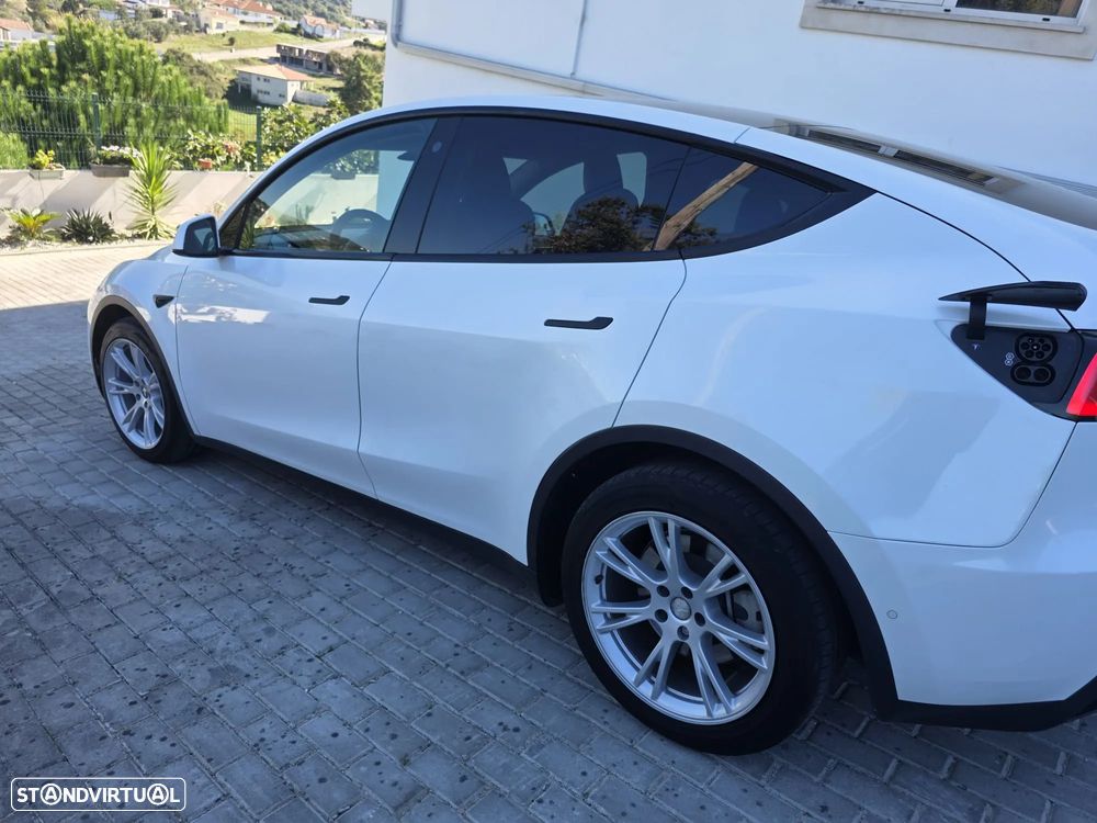 Tesla Model Y Long Range Tração Integral - 39