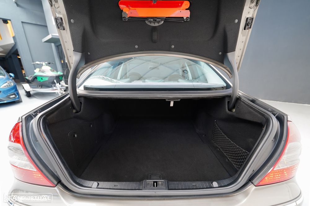 Mercedes-Benz E 280 CDI Avantgarde - 30