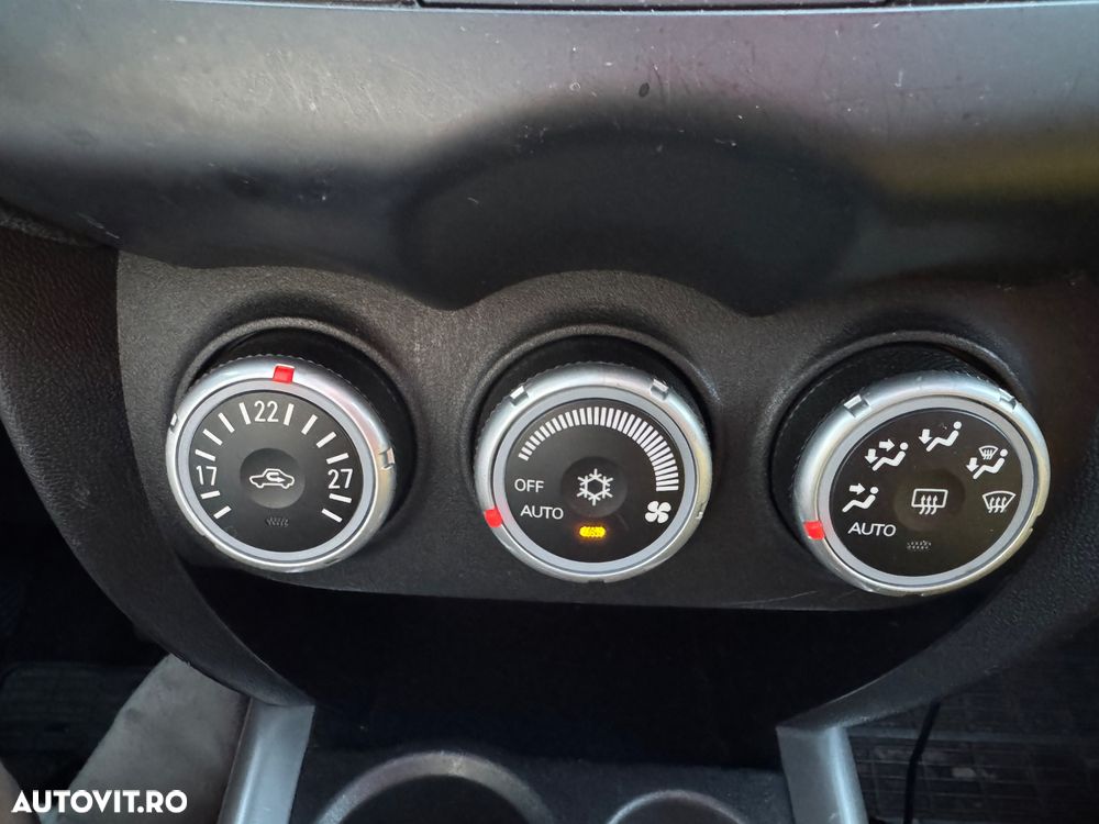 Mitsubishi ASX 1.8 DI-D 4WD Intense - 23