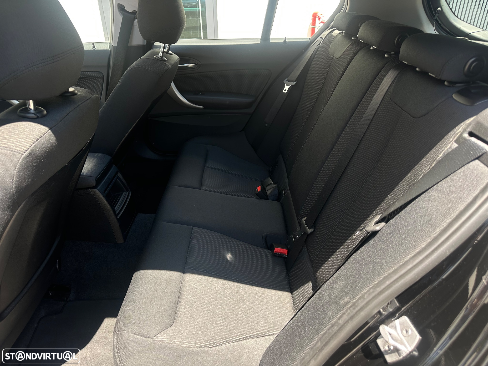 BMW 116 i Aut. Sport Line - 12