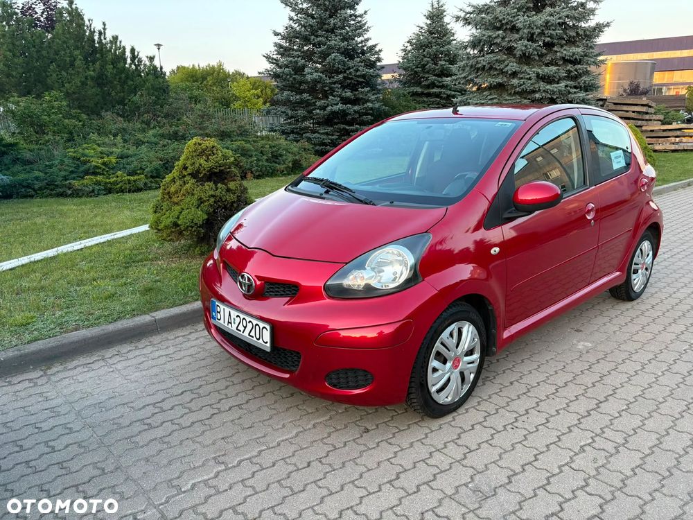 Toyota Aygo City - 3