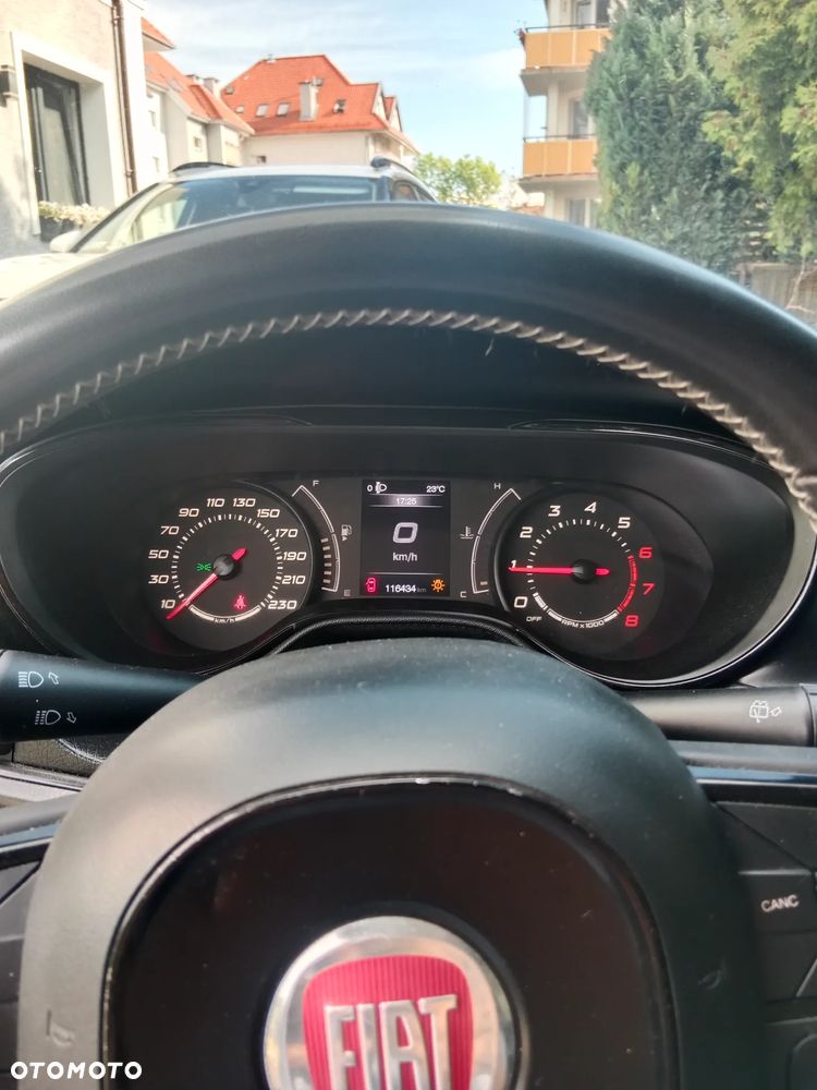 Fiat Tipo 1.4 T-Jet 16v S-Design - 9